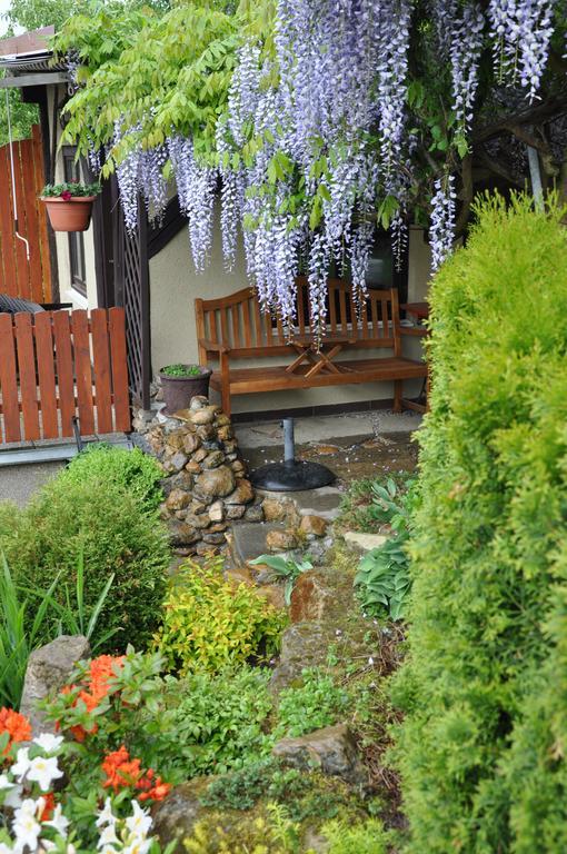 Apartman Bila Hora - Roudna プルゼニ エクステリア 写真
